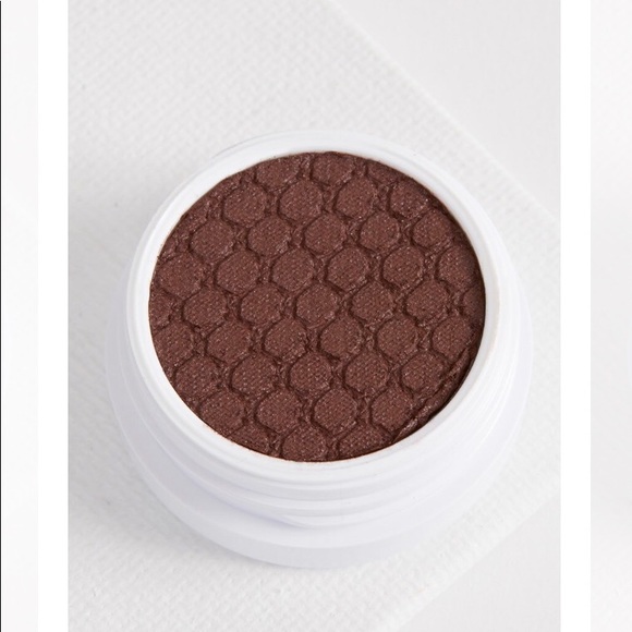 Single Eyeshadow - Picture 2 of 4